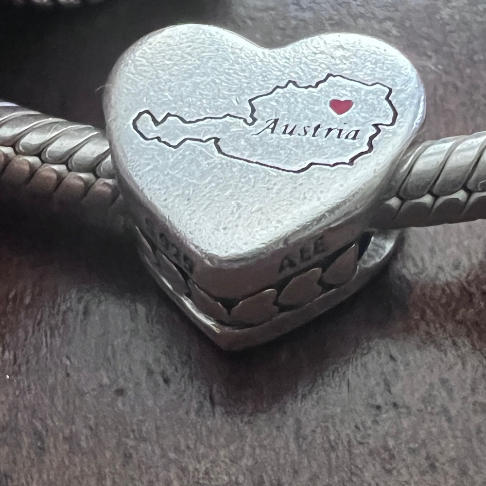 Pandora Austria Charm